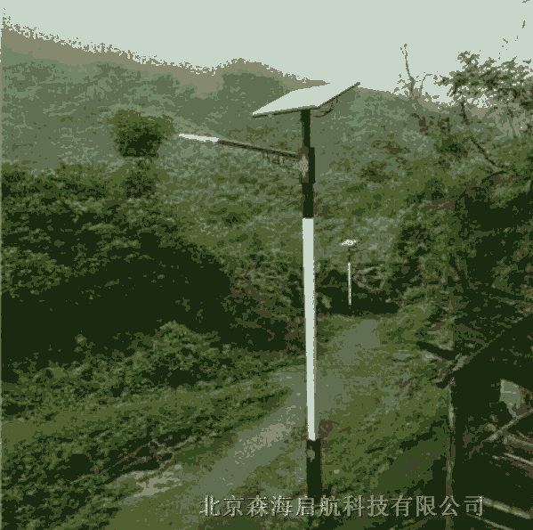 供應(yīng) 6米 30W 太陽(yáng)能路燈 戶(hù)外防水LED太陽(yáng)能路燈價(jià)格 歡迎咨詢(xún)